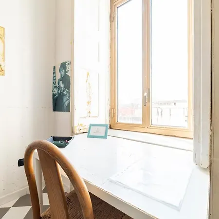 La Terrazza Sui Stanza E Bagno Privati In Condiviso Neapol