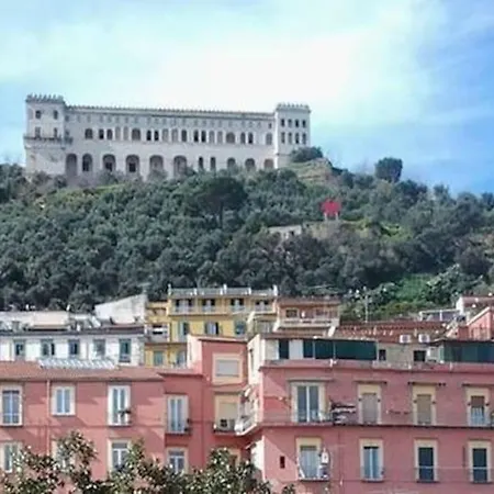 La Terrazza Sui Stanza E Bagno Privati In Condiviso 住宿加早餐酒店 4*