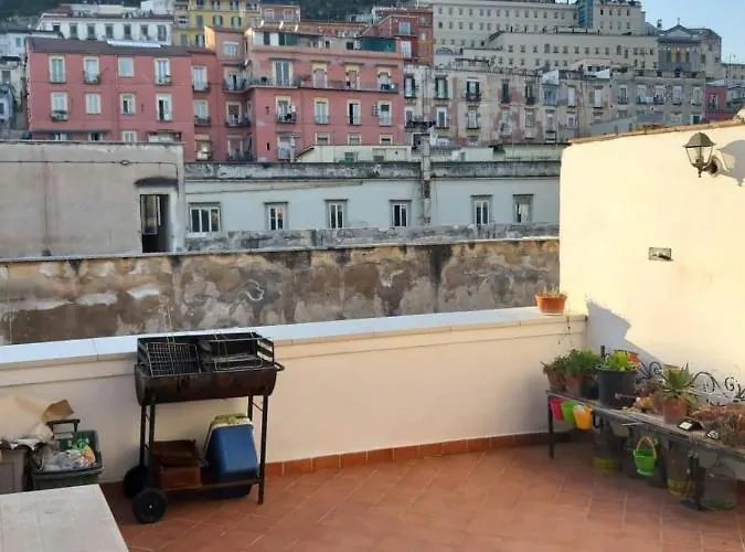 La Terrazza Sui Stanza E Bagno Privati In Condiviso Panzió