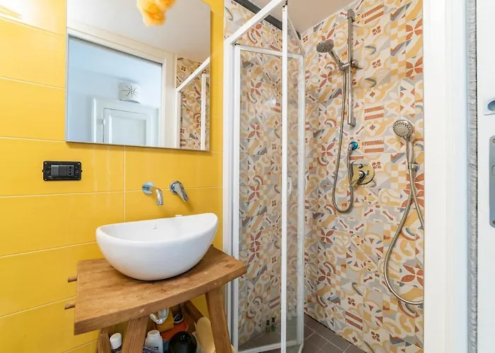 Panzió La Terrazza Sui Stanza E Bagno Privati In Condiviso 4*