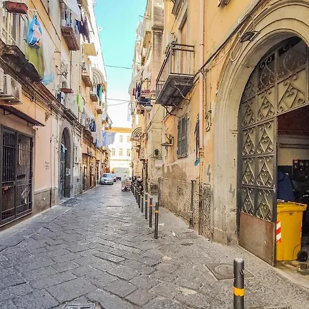 Oda ve Kahvaltı La Terrazza Sui Stanza E Bagno Privati In Condiviso Napoli