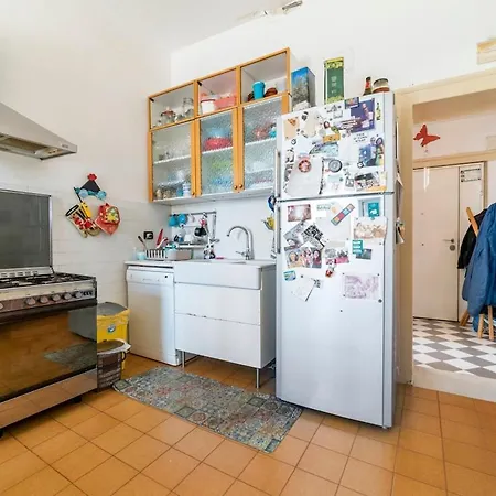 La Terrazza Sui Stanza E Bagno Privati In Condiviso Nápoly